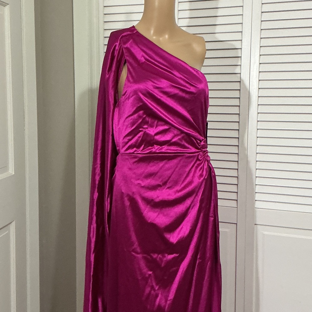 City Studio One-Shoulder Fuchsia Satin Prom Dress